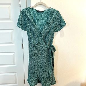 Abercrombie & Fitch Green Floral Wrap Dress